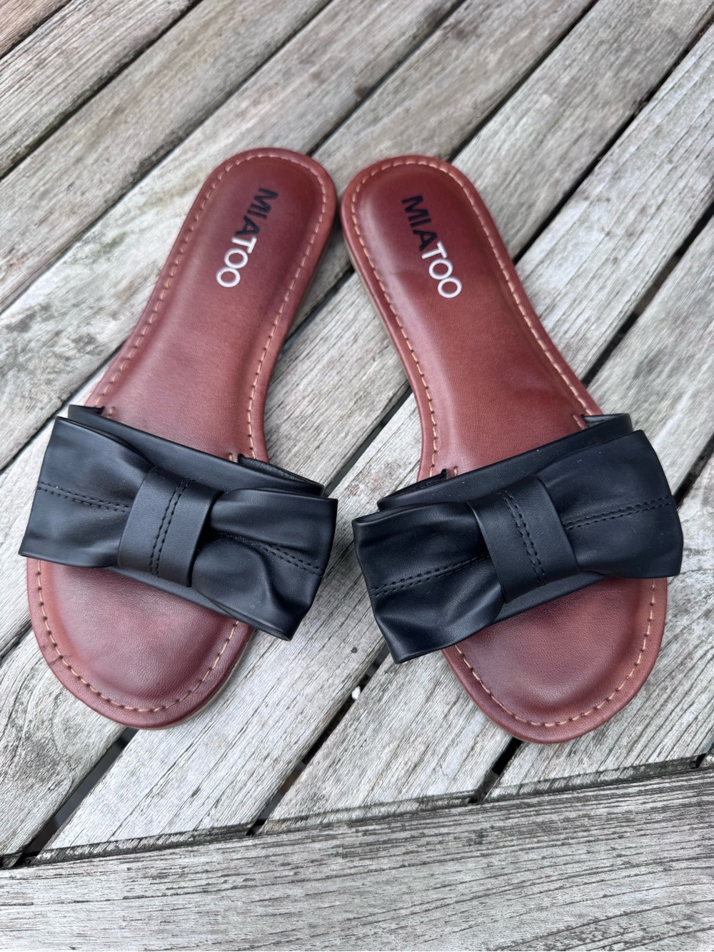 Women's Black Bow Slide Sandals with Brown Footbed